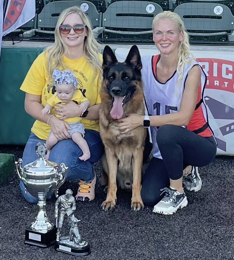 Tharik Vom Turkenkopf Awarded Vom Faehnrich - Chicagoland German